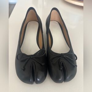 Woodchuck Santo Maryjane tabis in black.